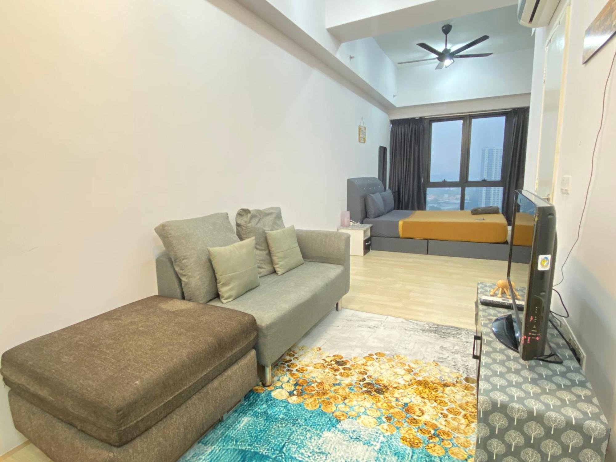 Apartment 311 Aurora Revo *